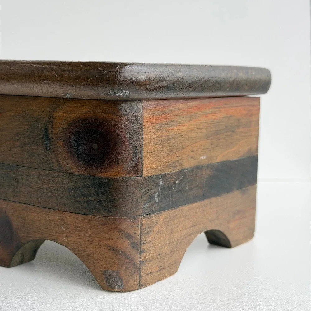 Vintage Wooden Jewelry Box Chest Rustic Carved Flower Red Fur Liner‎ 80s Cabin